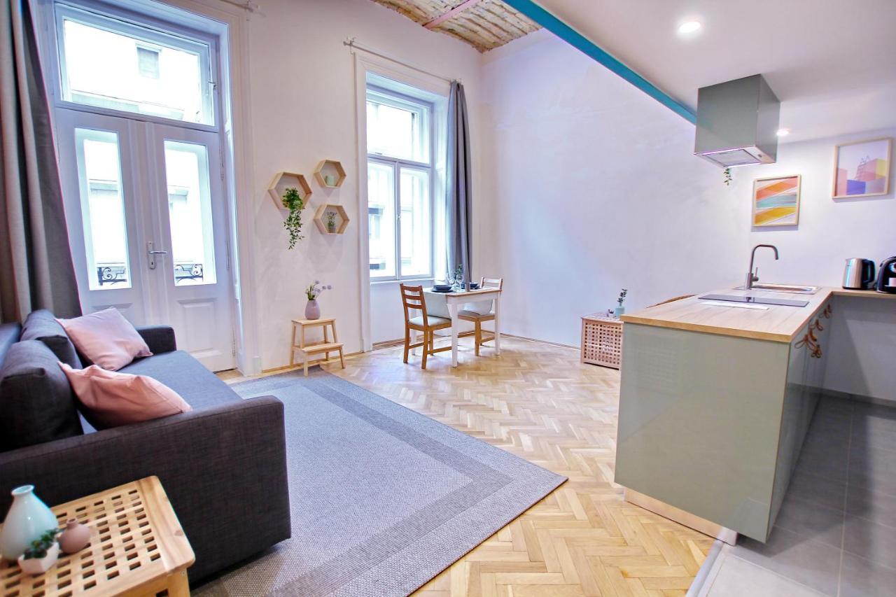 Awesome Budapest Downtown Studio W Balcony & Free Private Parking 外观 照片