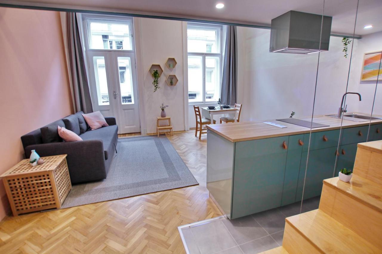 Awesome Budapest Downtown Studio W Balcony & Free Private Parking 外观 照片